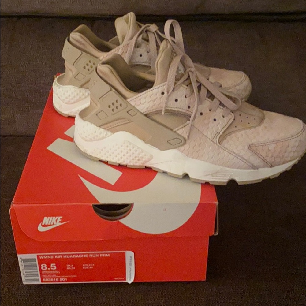 Nike Huaraches